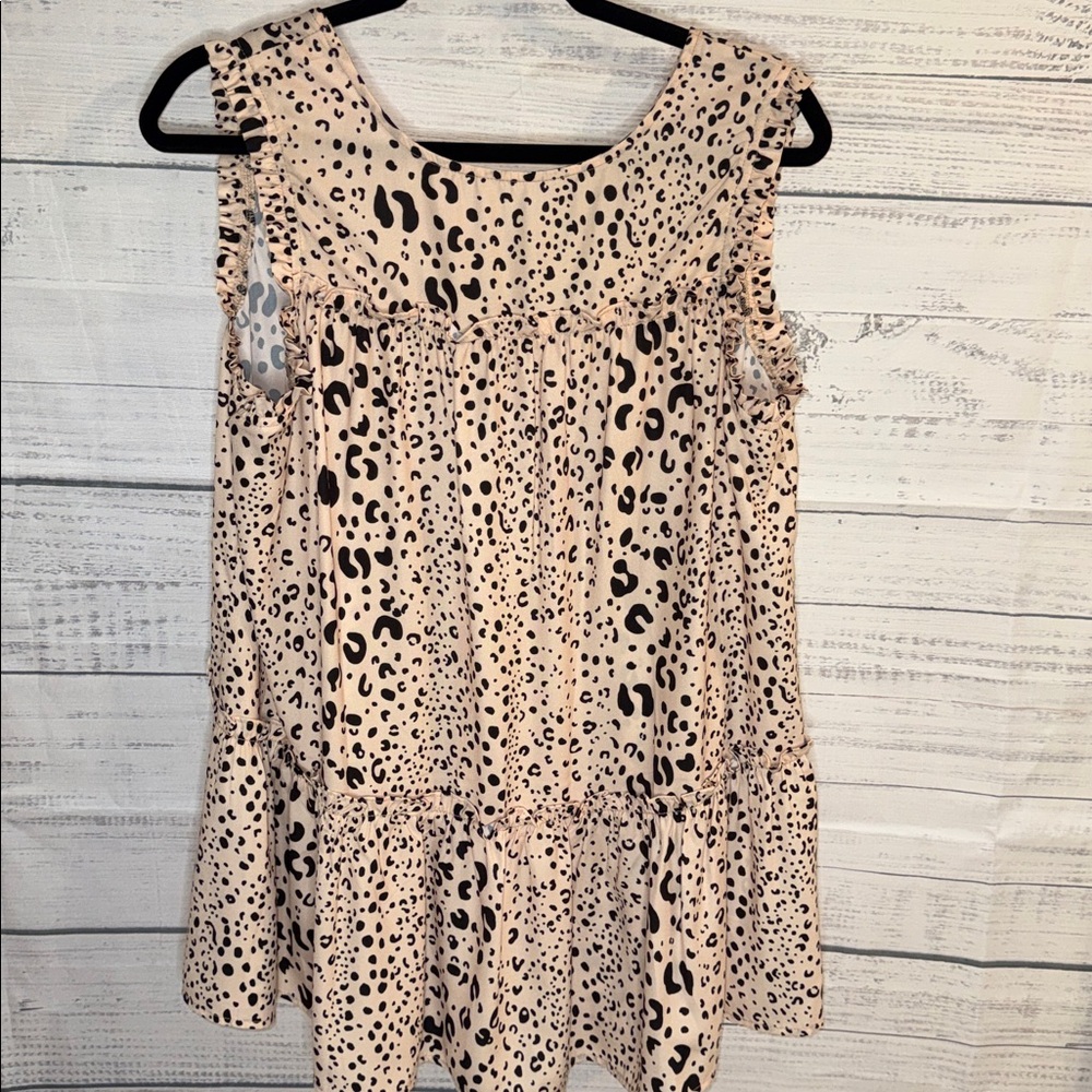 NWOT Sleeveless Beige Leopard Print V-Neck Top - Picture 5 of 8